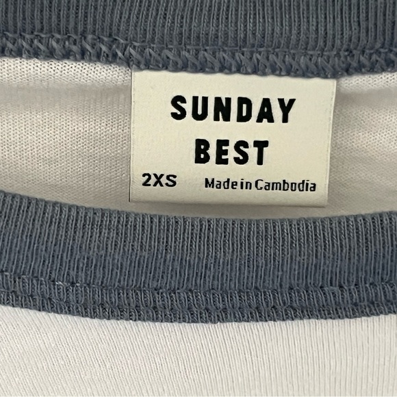 ARITZIA SUNDAY BEST LONG SLEEVE - Picture 3 of 5